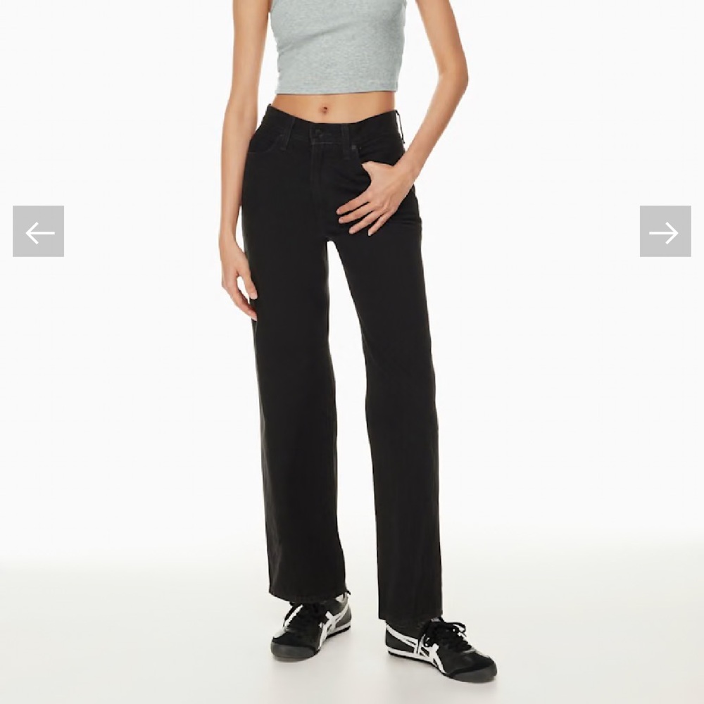 Aritzia Black Straight-Leg Jeans